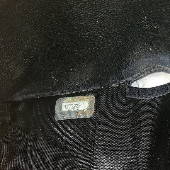 Chanel Black Women's Wallet - Picture 8 of 12